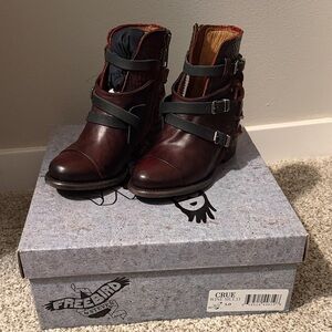 Freebird by Steven crue wine multi